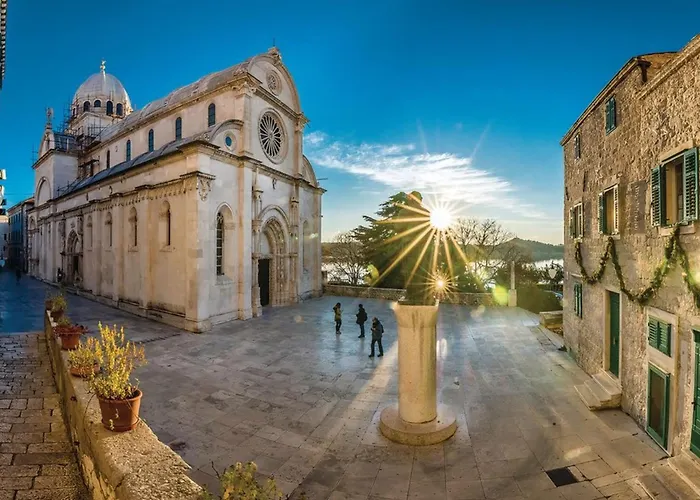 Stari Dvori * Šibenik